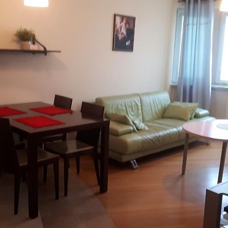 Tripstay Lucka Wiev Apartament Varsó Kültér fotó